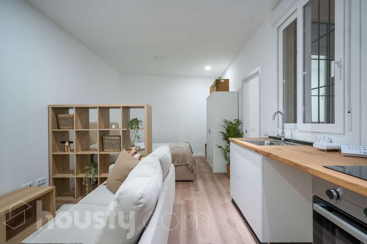 Piso en venta en Calle Ave Maria, Centro, Madrid-1