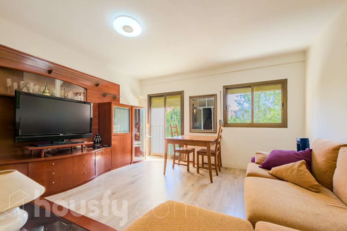 Piso en venta en Calle Selva de Mar, Sant Martí, Barcelona-0