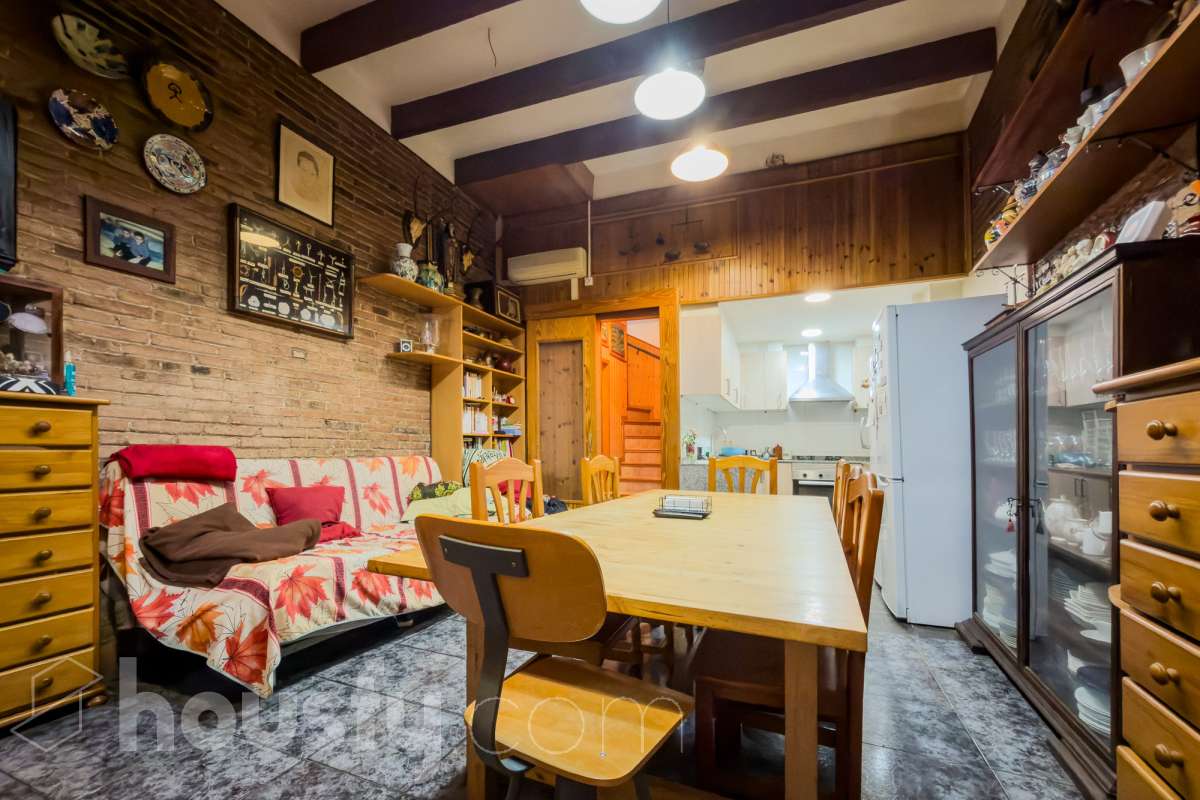 Piso en venta en Carrer de Ruiz de Padrón, Sant Martí, Barcelona-1