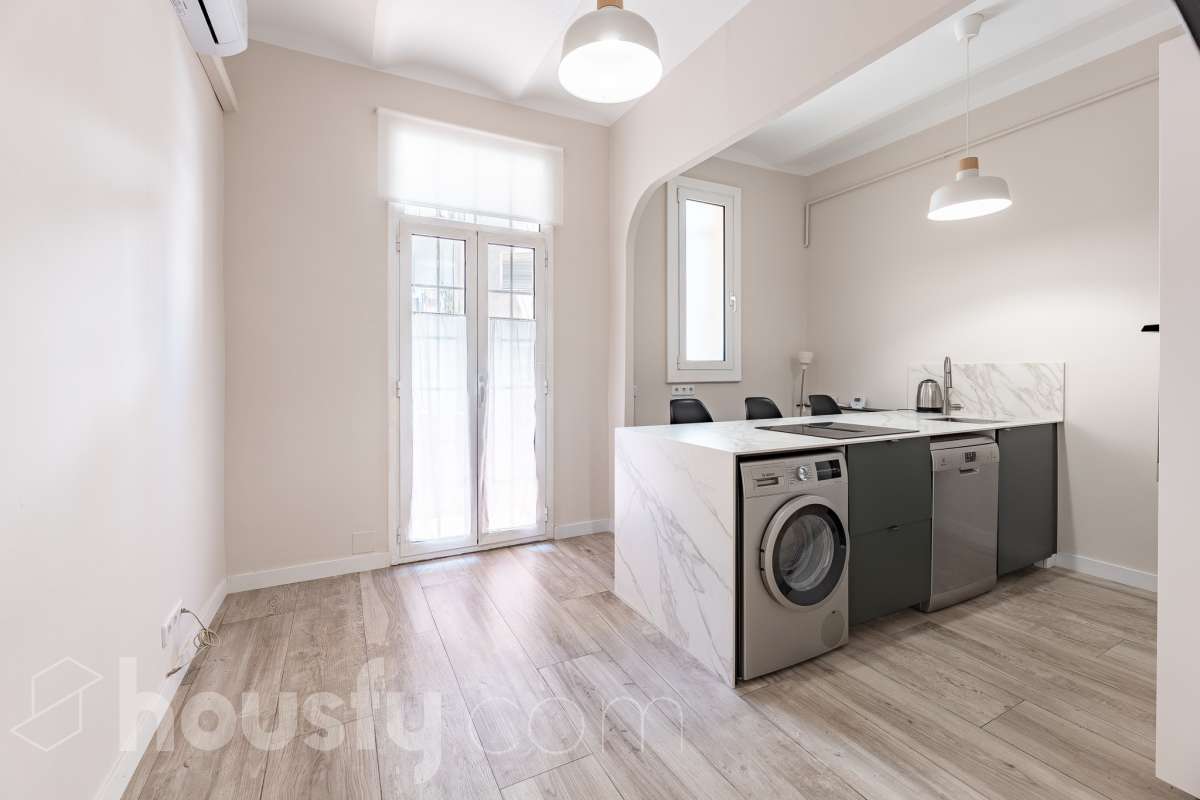Piso en venta en Calle Clot, Sant Andreu, Barcelona-1