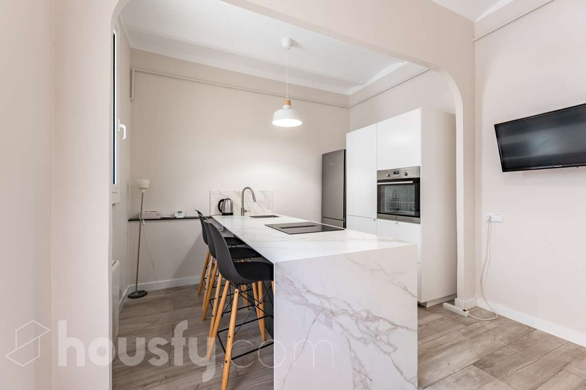 Piso en venta en Calle Clot, Sant Andreu, Barcelona-0