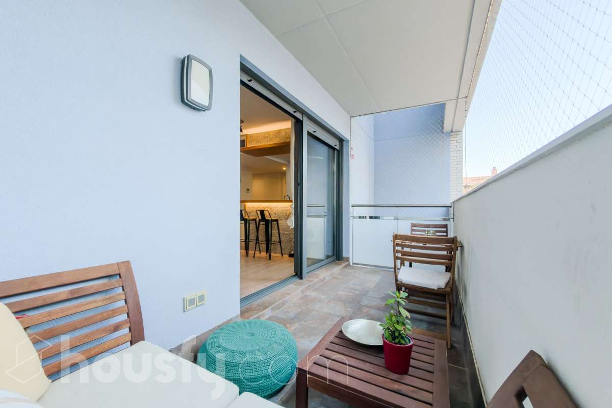 Piso en venta en Calle pi i margall,  Badalona-1