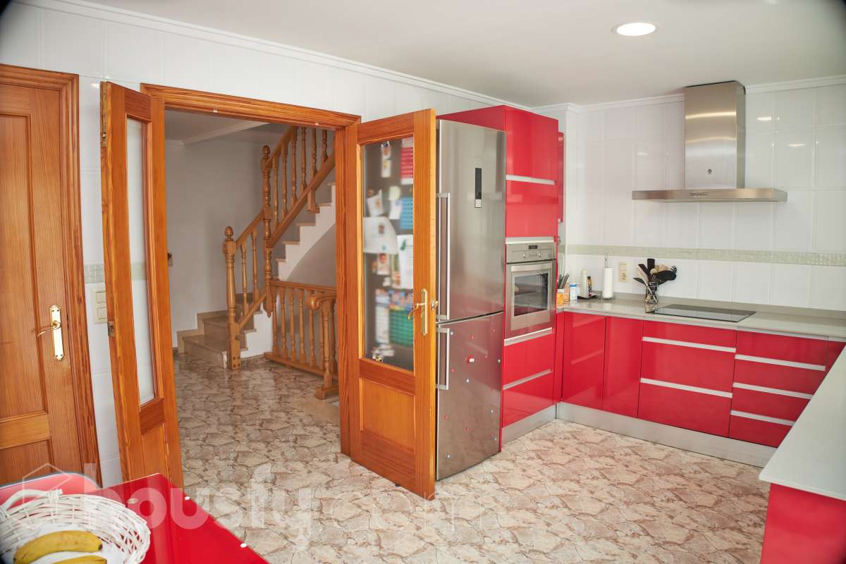 Casa en venta en Calle PALOMA,  Miramar-1