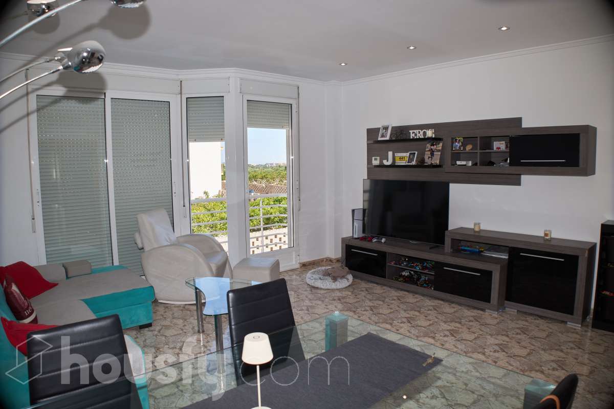 Casa en venta en Calle PALOMA,  Miramar-0