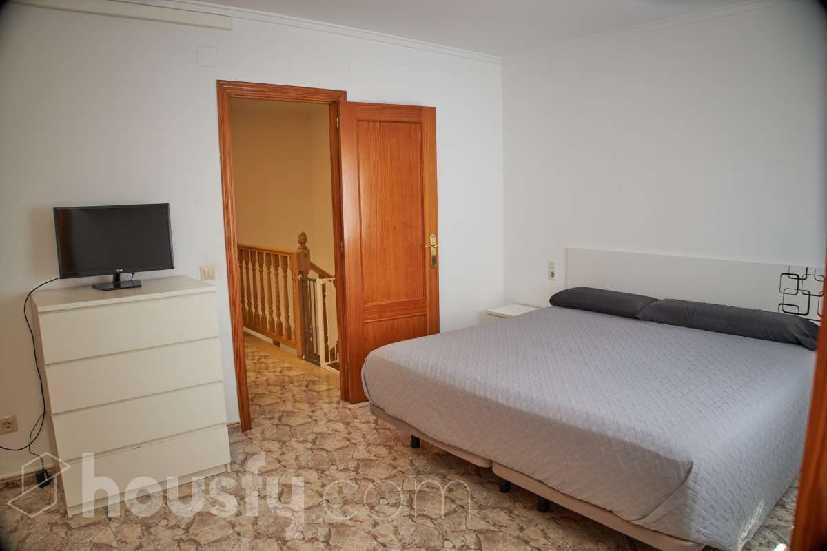 Casa en venta en Calle PALOMA,  Miramar-4
