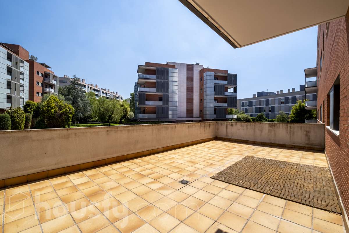 Piso en venta en Carrer de Jaume de Montcorb,  Sant Cugat del Vallès-3