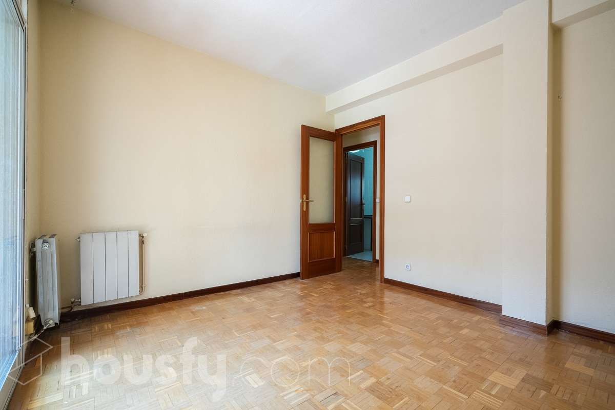 Piso en venta en Calle de Ofelia Nieto, Moncloa, Madrid-3