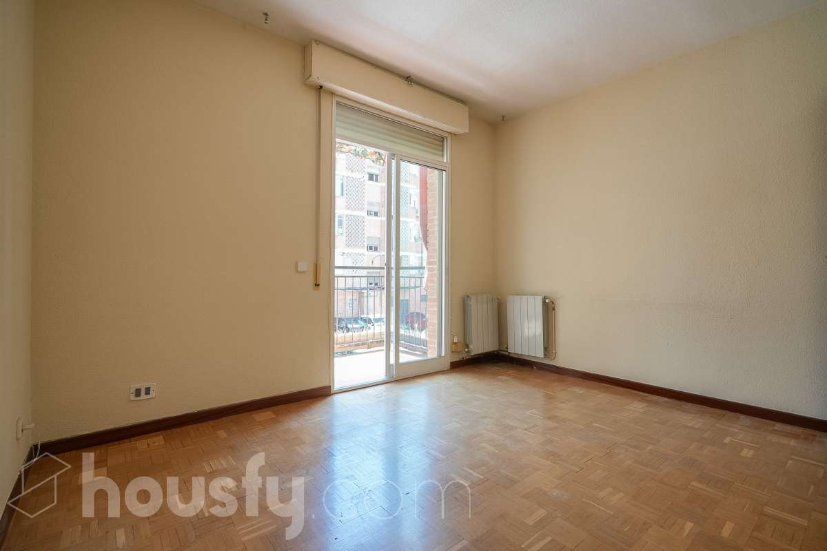 Piso en venta en Calle de Ofelia Nieto, Moncloa, Madrid-1