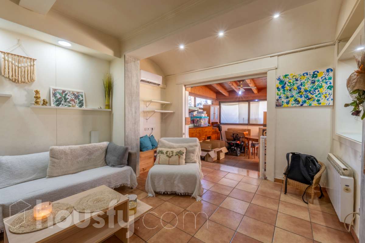 Casa en venta en Carrer Ausiàs March,  Sant Pere de Ribes-1