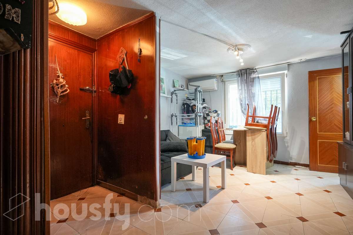 Piso en venta en Calle Granados,  Torrejón de Ardoz-1