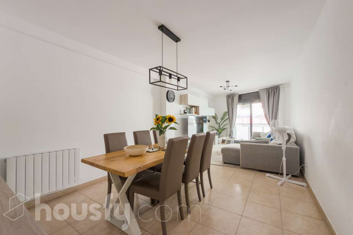 Piso en venta en Carrer de Víctor Balaguer,  Badalona-1
