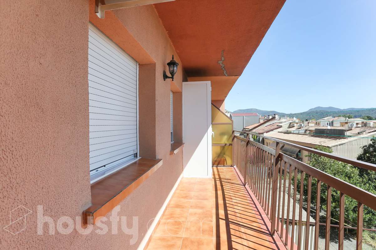 Piso en venta en Calle Casamada,  Abrera-0