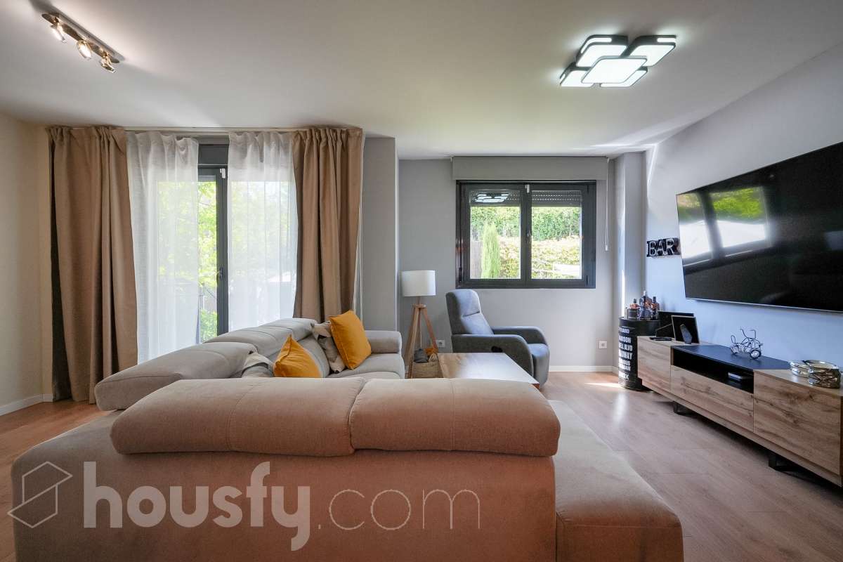 Casa en venta en Calle del Caballo,  Tres Cantos-1