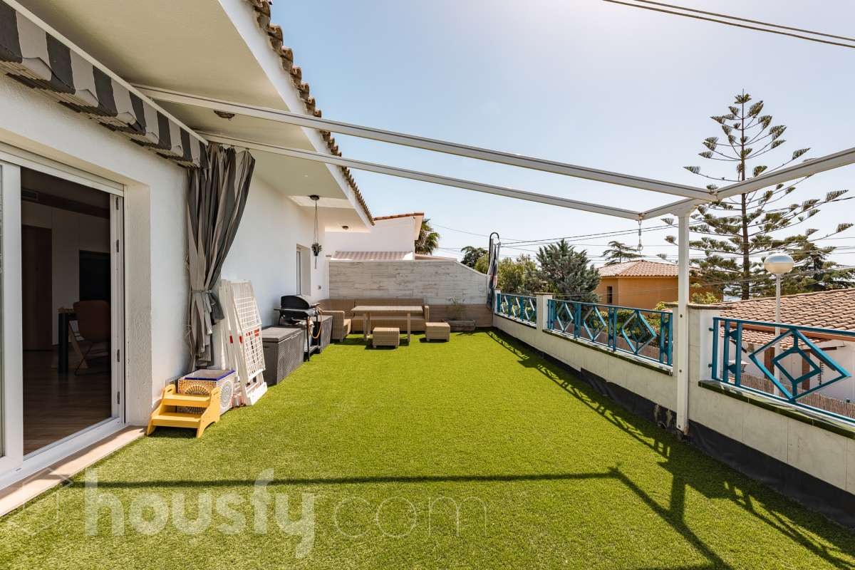 Casa en venta en Avinguda  dels Llimoners,  Canet de Mar-2