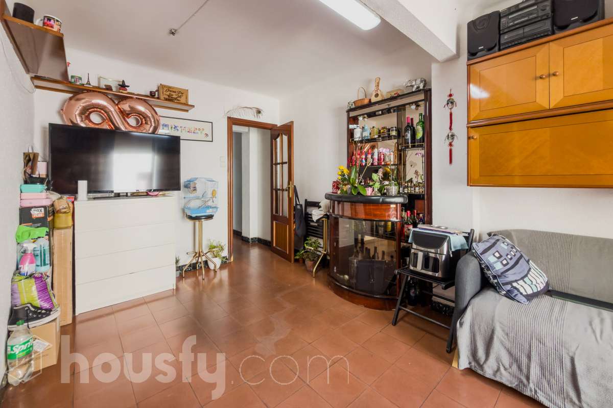 Piso en venta en Calle Santiago,  Badalona-2