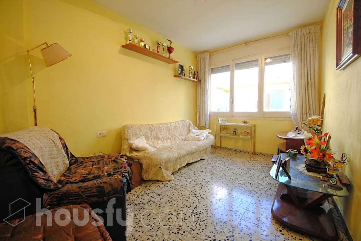 Casa en venta en Calle Parellada,  Vilafranca del Penedès-2