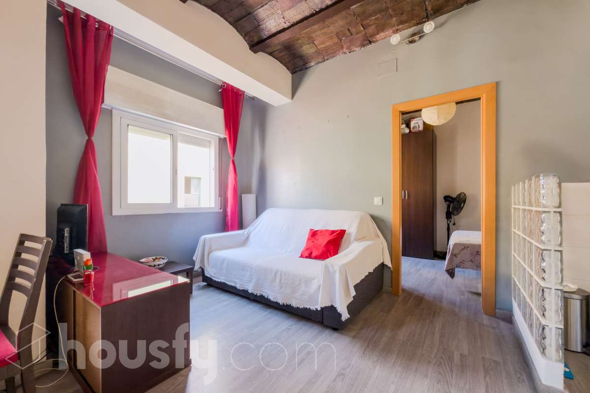 Piso en venta en Alcanar, Ciutat Vella, Barcelona-1