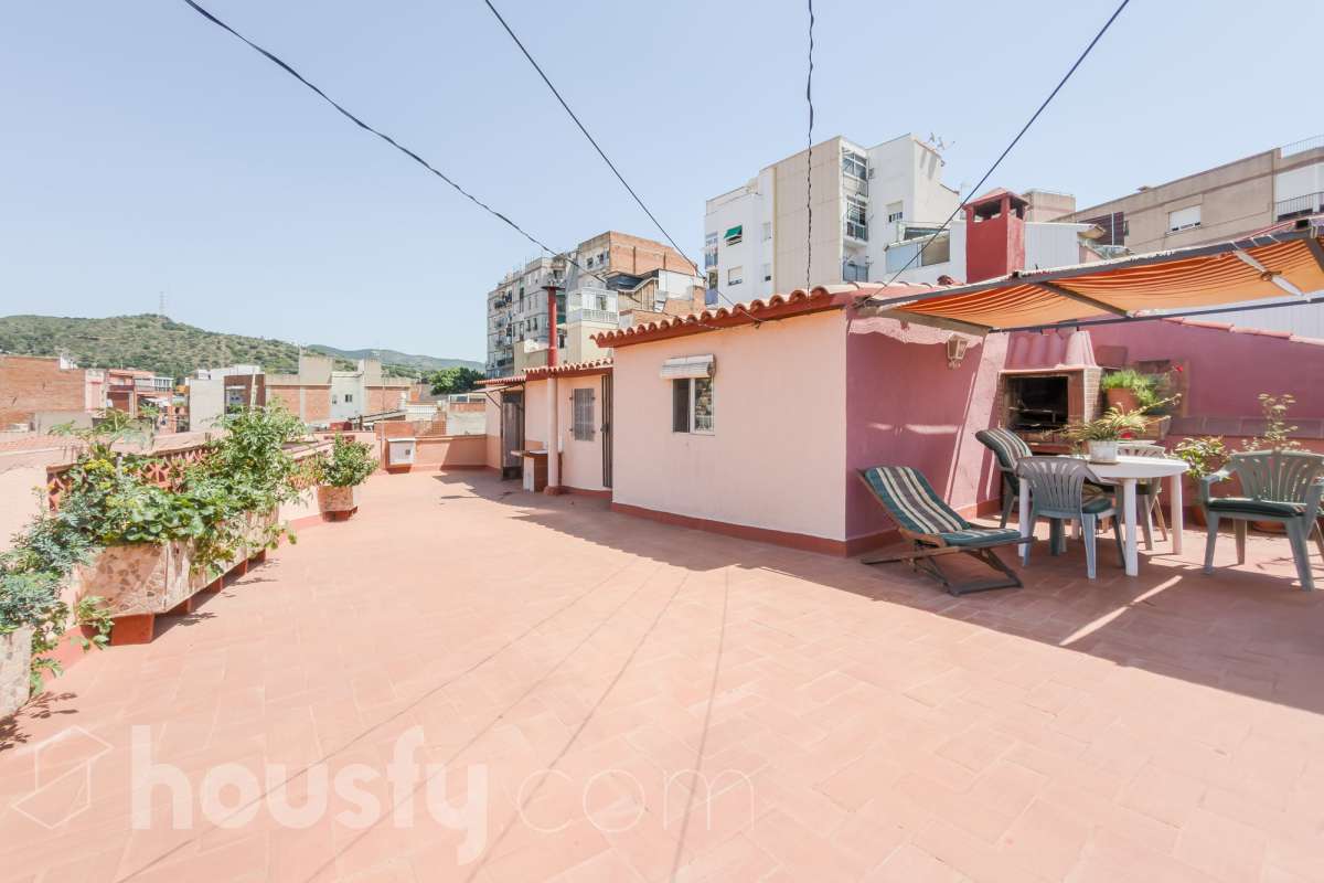 Casa en venta en Carrer de Wilson,  Santa Coloma de Gramenet-3