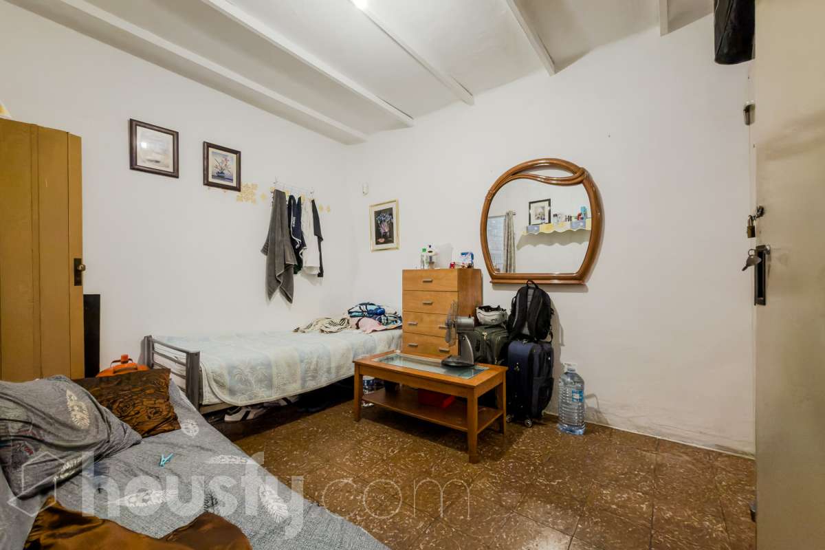 Piso en venta en Carrer de les Roselles,  Santa Coloma de Gramenet-1