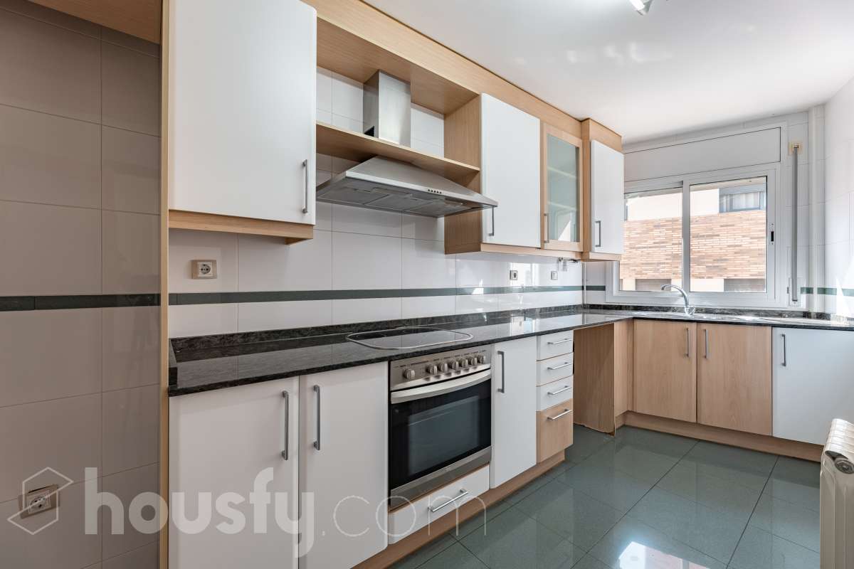 Piso en venta en Carrer de Viladecavalls, Nord-Oest, Terrassa-3