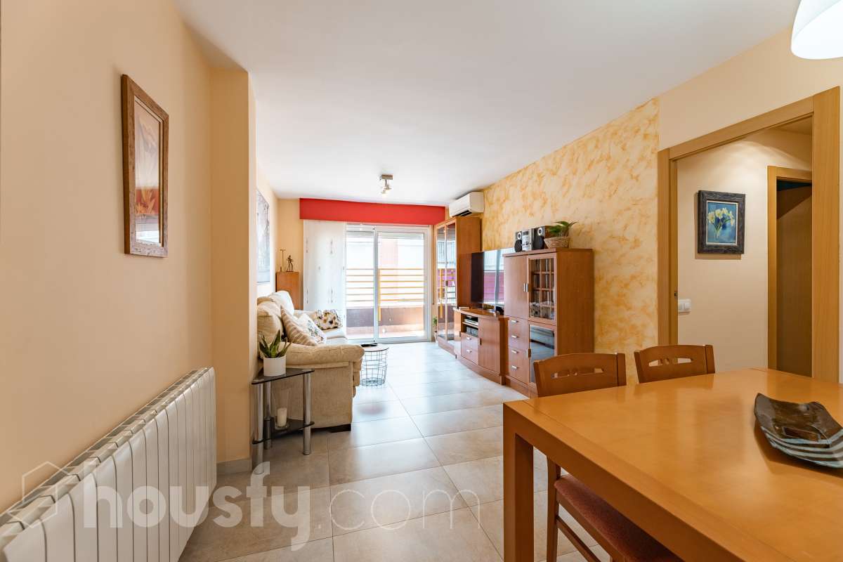 Piso en venta en Carrer de Josep Marieges,  Sant Boi de Llobregat-0