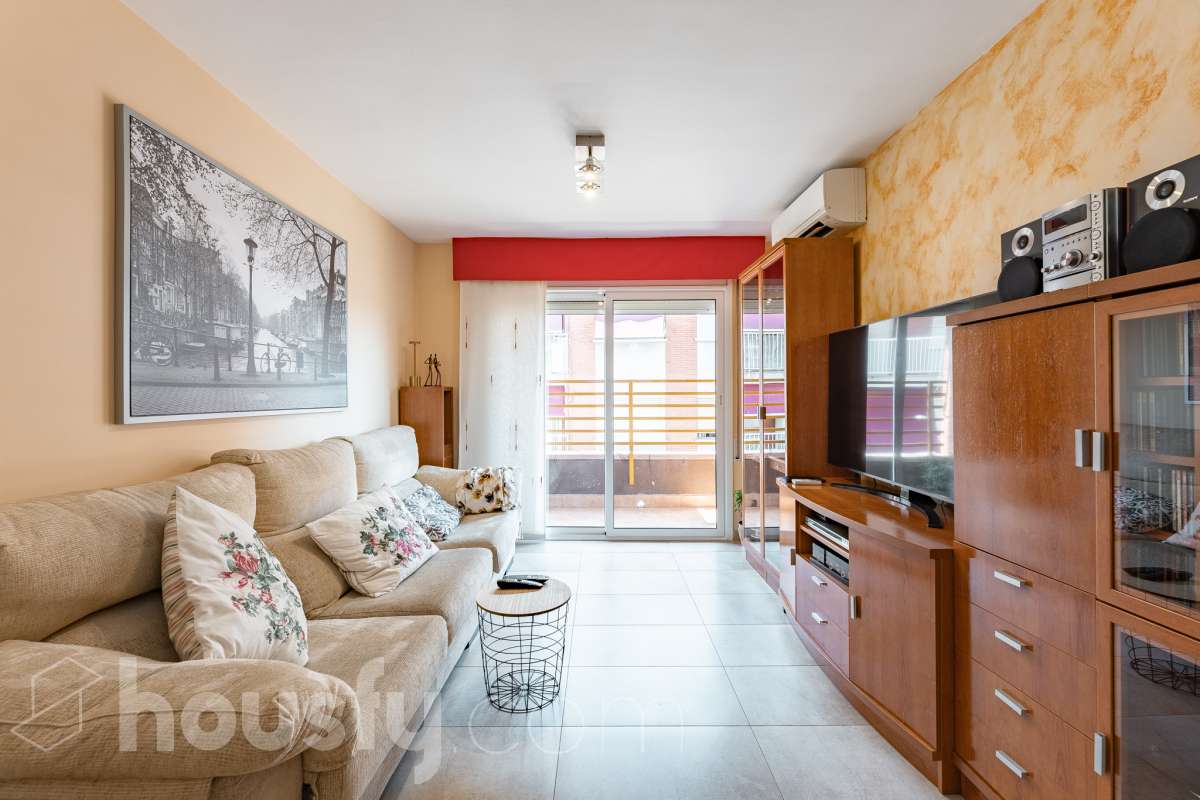 Piso en venta en Carrer de Josep Marieges,  Sant Boi de Llobregat-1