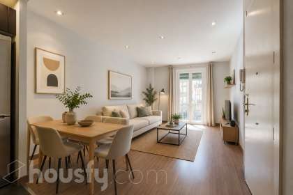 Piso en venta en Carrer de Pere IV, El Parc i la Llacuna del Poblenou, Barcelona-0