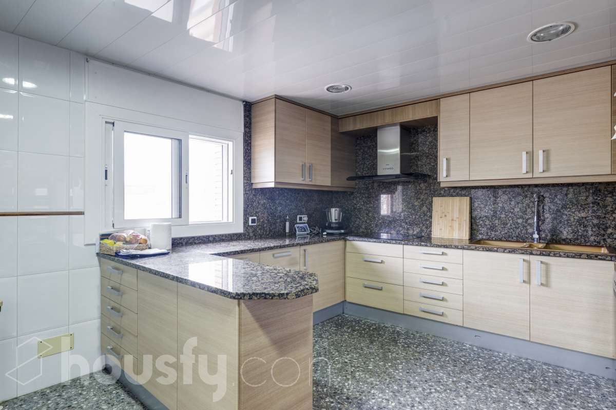 Casa en venta en Carrer del Vallès, Cerdanyola, Mataró-4