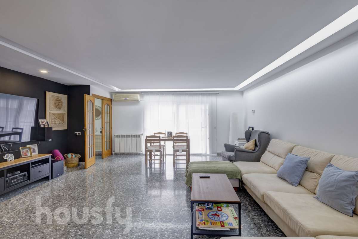 Casa en venta en Carrer del Vallès, Cerdanyola, Mataró-1