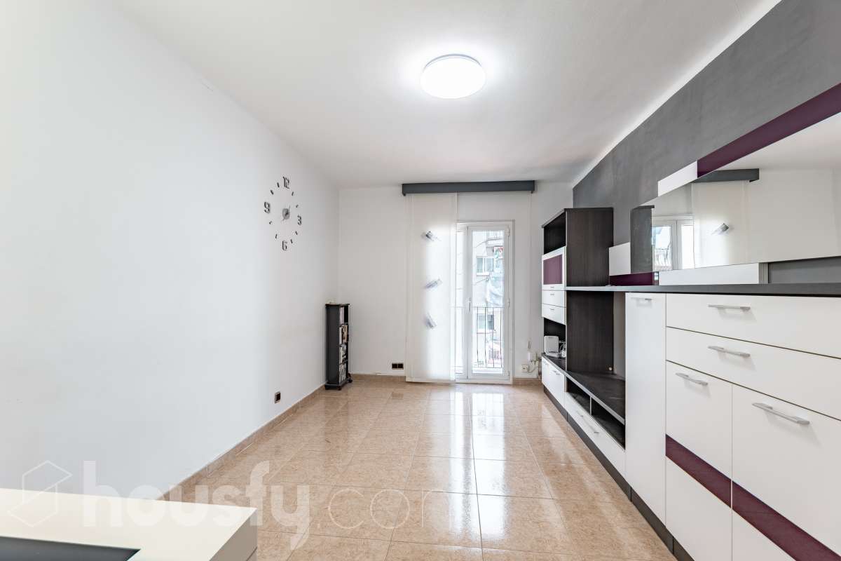 Piso en venta en Passeig de la Mare de Déu del Coll, Horta Guinardó, Barcelona-1