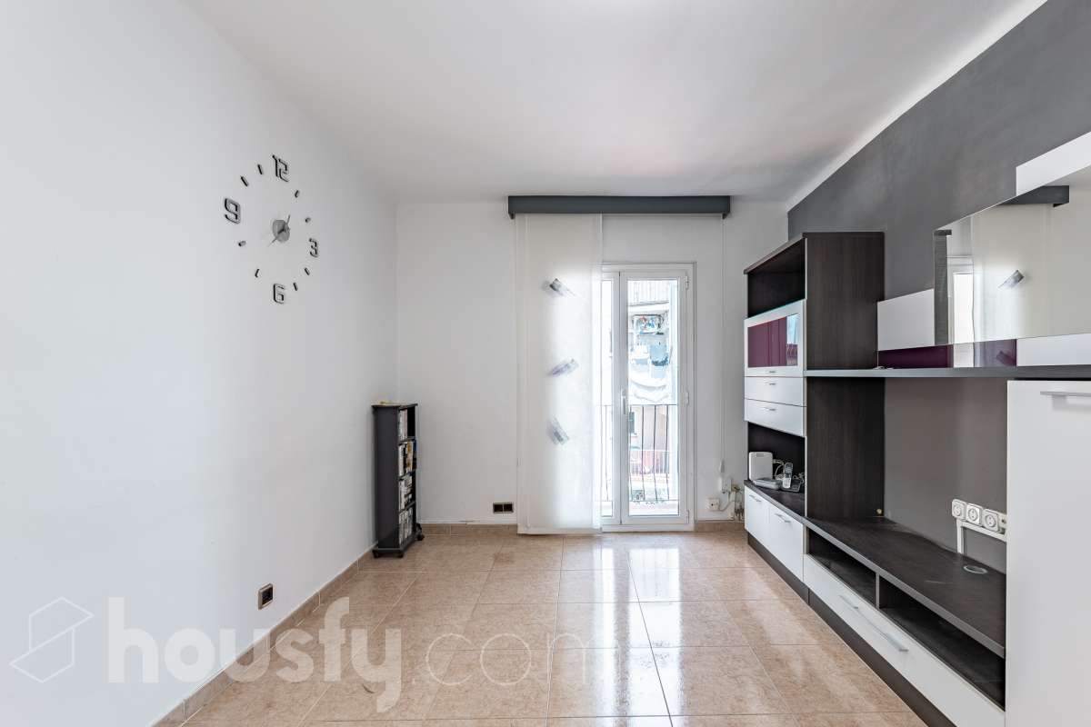 Piso en venta en Passeig de la Mare de Déu del Coll, Horta Guinardó, Barcelona-0