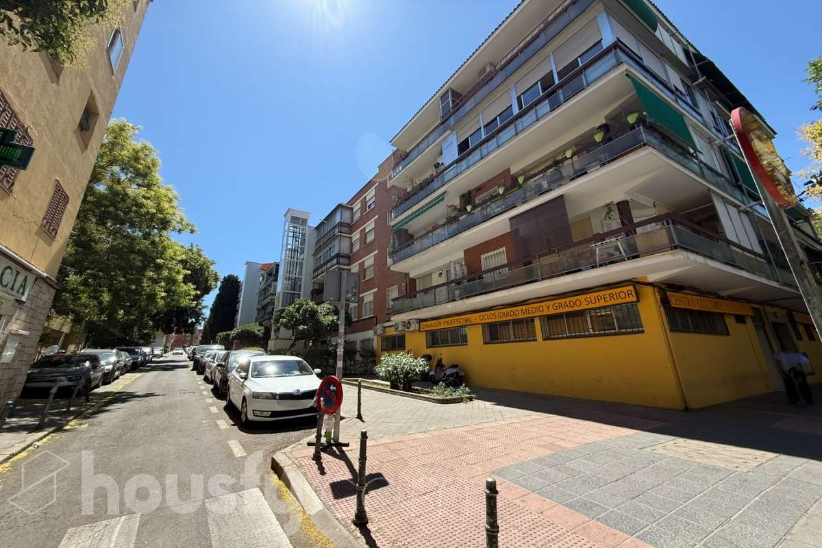 Piso en venta en Calle Puerto del Monasterio, Puente de Vallecas, Madrid-1