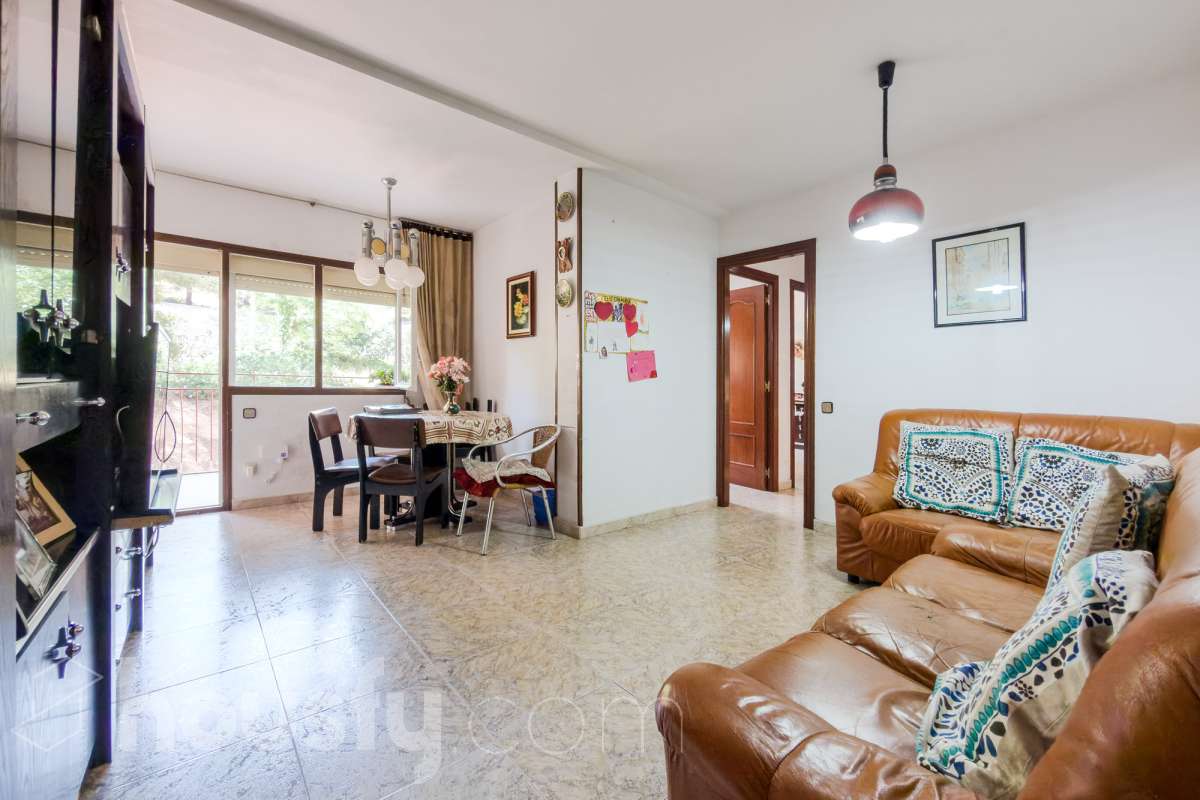 Piso en venta en Ronda Guineueta vella, Nou Barris, Barcelona-1