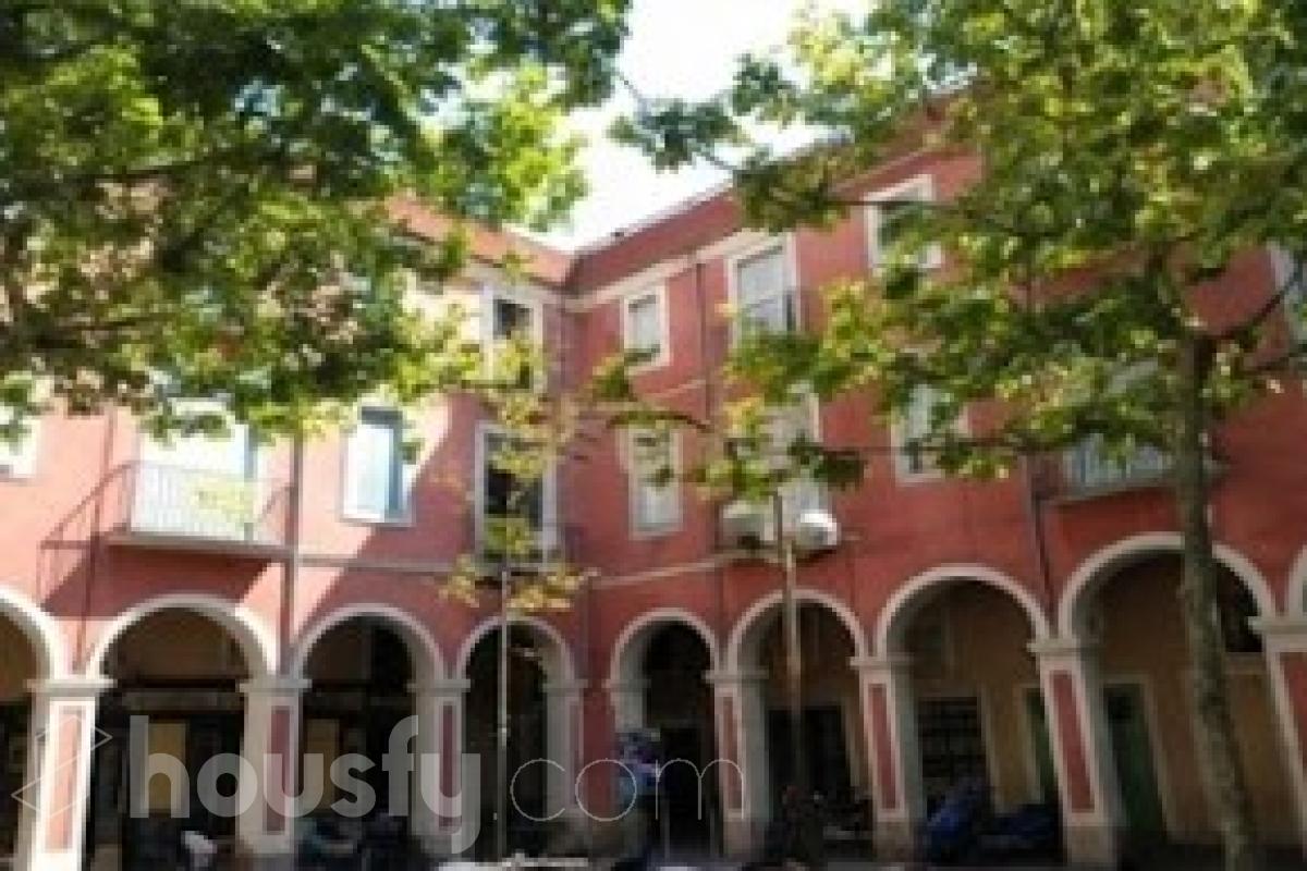 Casa en venta en Plaza Sant joan,  Vilafranca del Penedès-0