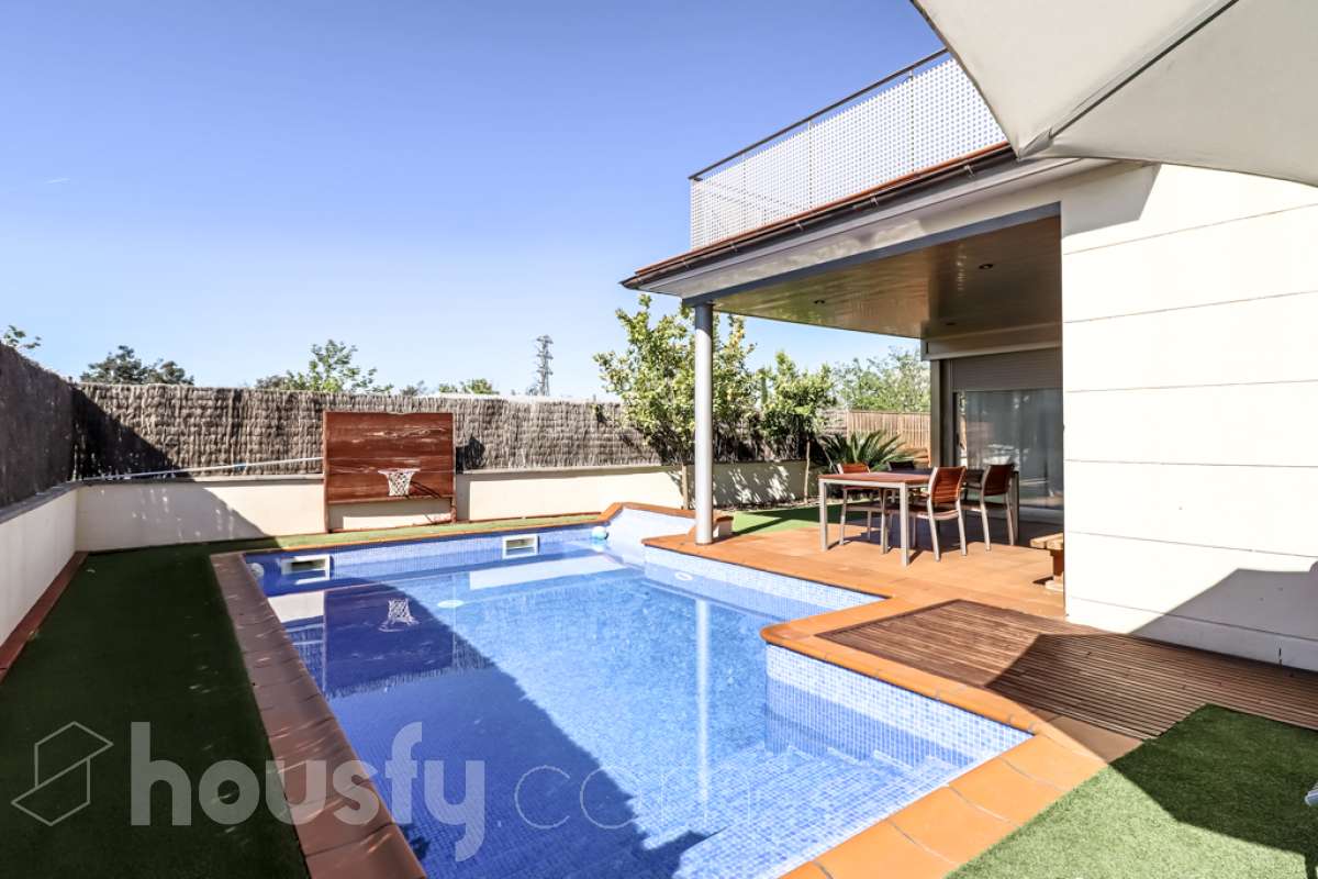 Casa en venta en Paseo Joan fuster,,  Vilafranca del Penedès-1