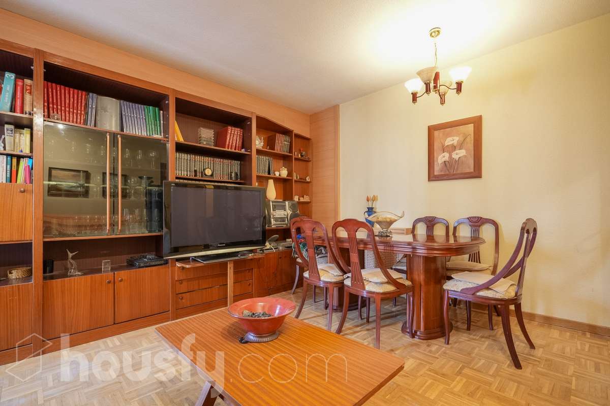 Piso en venta en Calle Marsella, San Blas, Madrid-1
