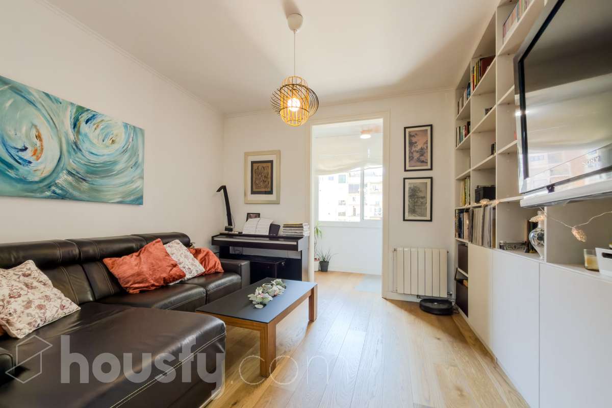 Piso en venta en Calle de Provença, Eixample, Barcelona-1