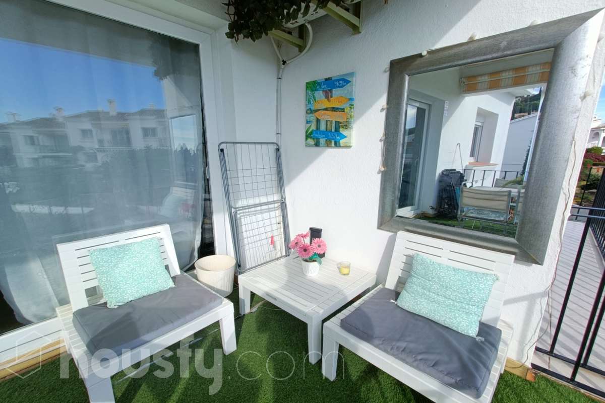 Piso en venta en Calleja Pueblo cortes  - Calle Chopo,  Benahavís-4