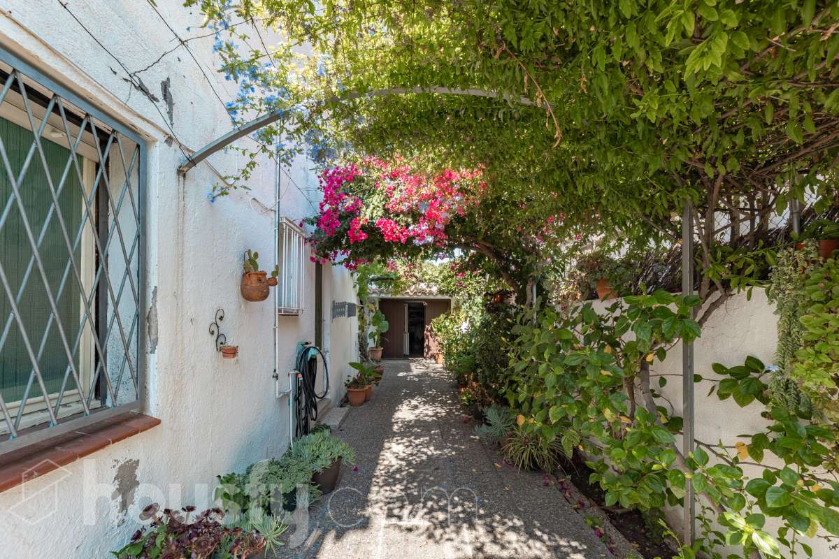 Casa en venta en Calle Tarragona,  Castelldefels-1