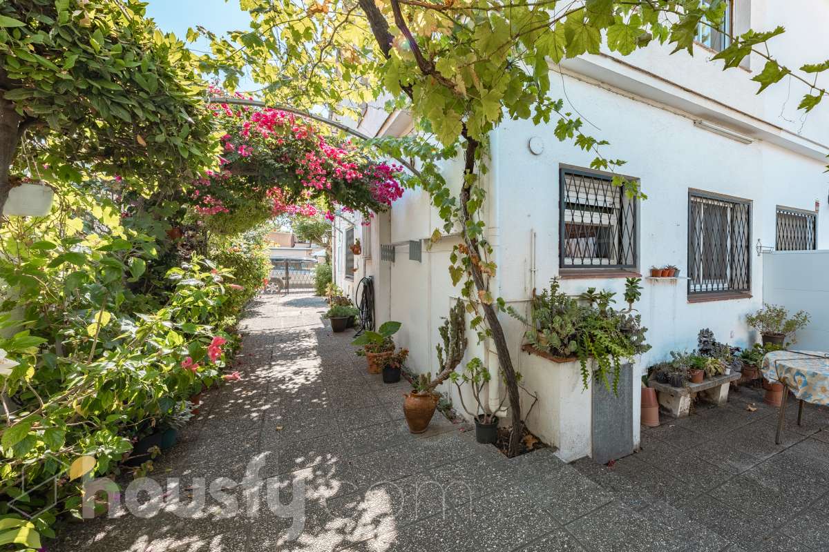 Casa en venta en Calle Tarragona,  Castelldefels-0
