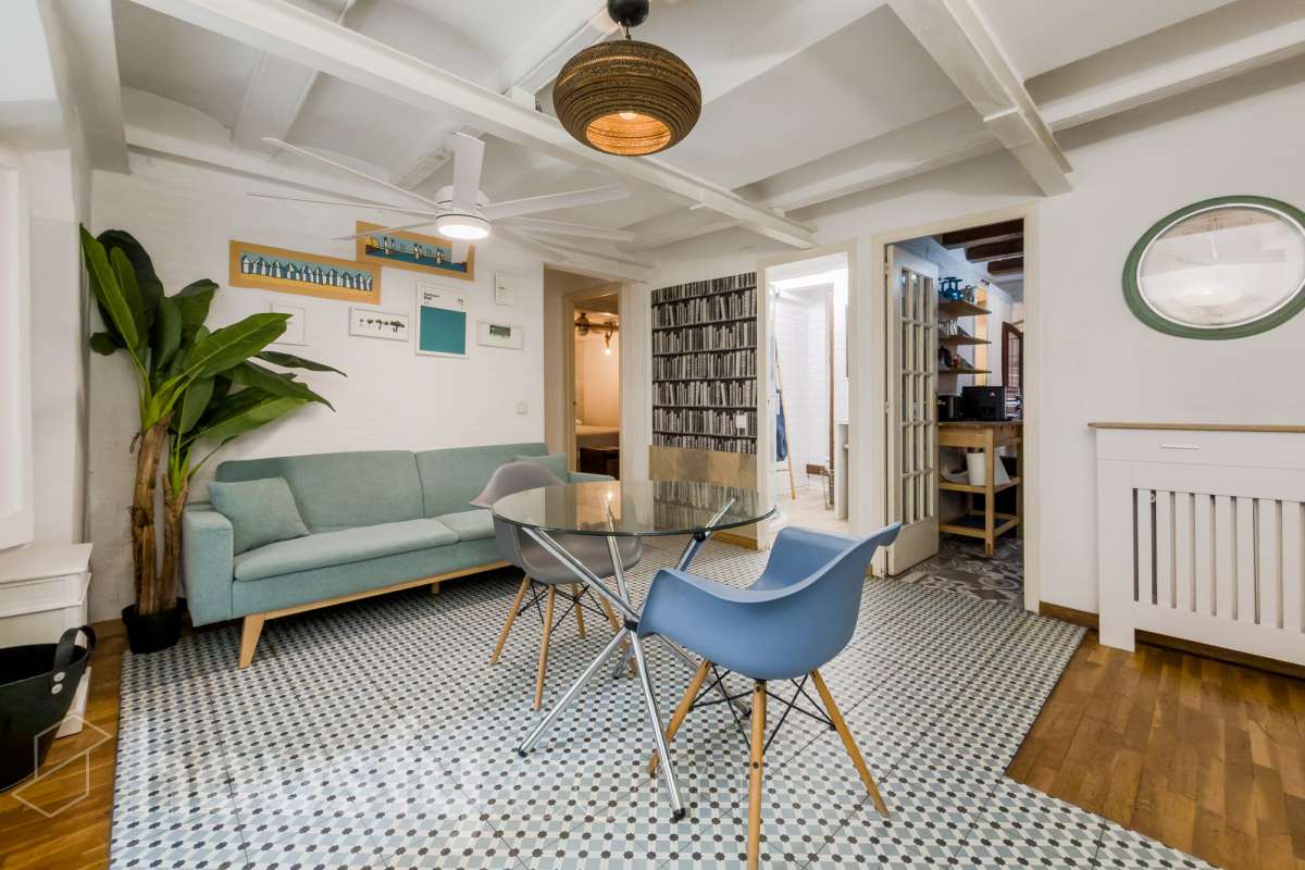 Piso en venta en Carrer de la Princesa, Ciutat Vella, Barcelona-1