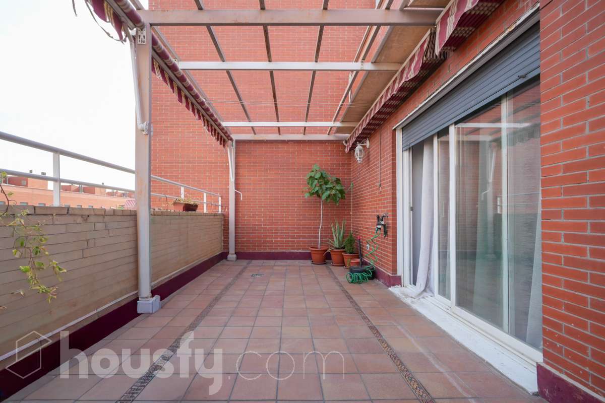 Piso en venta en Calle Ordicia, Usera, Madrid-2