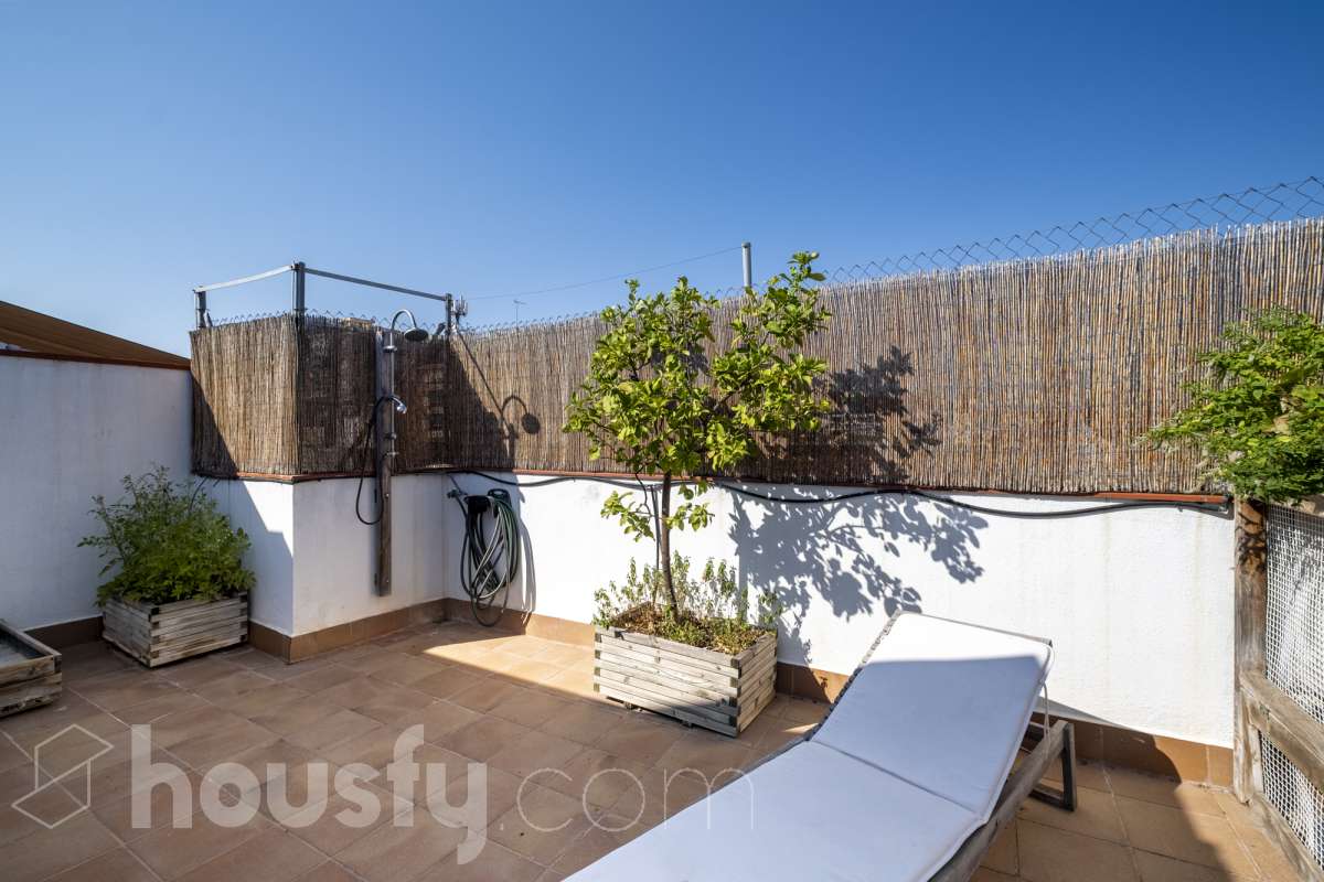 Casa en venta en Carrer del Pare Artigas,  Viladecans-1