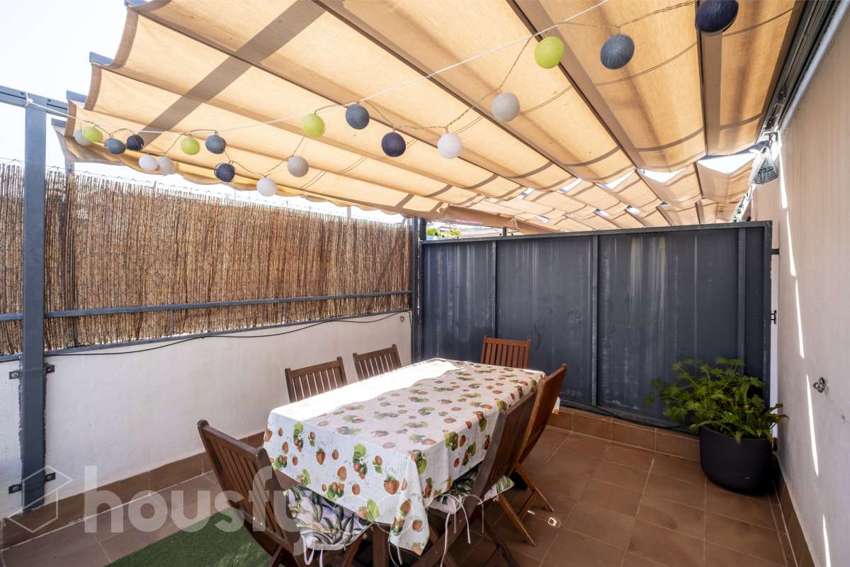 Casa en venta en Carrer del Pare Artigas,  Viladecans-3