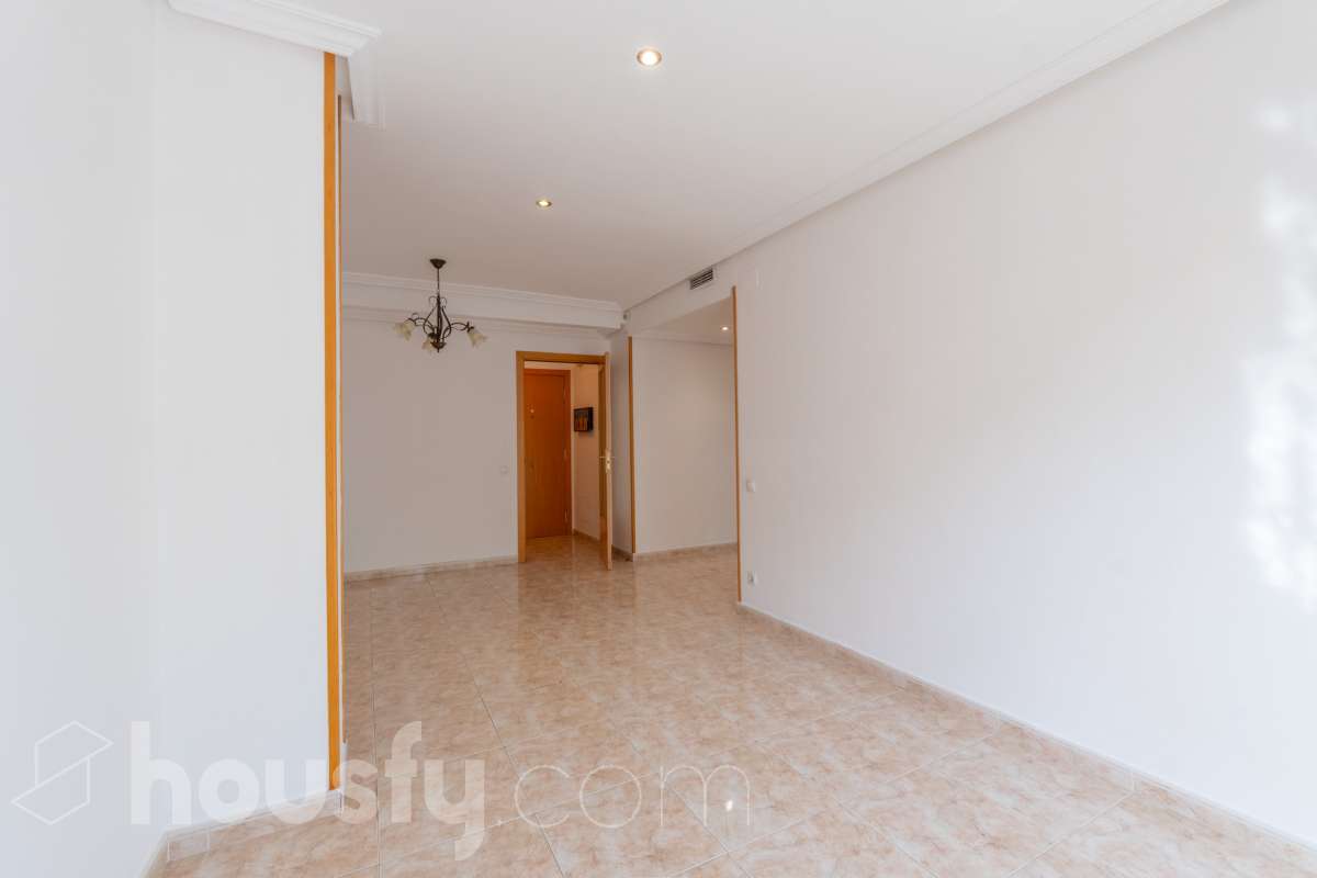 Piso en venta en Avenida Pelegrina,  Vilafranca del Penedès-1