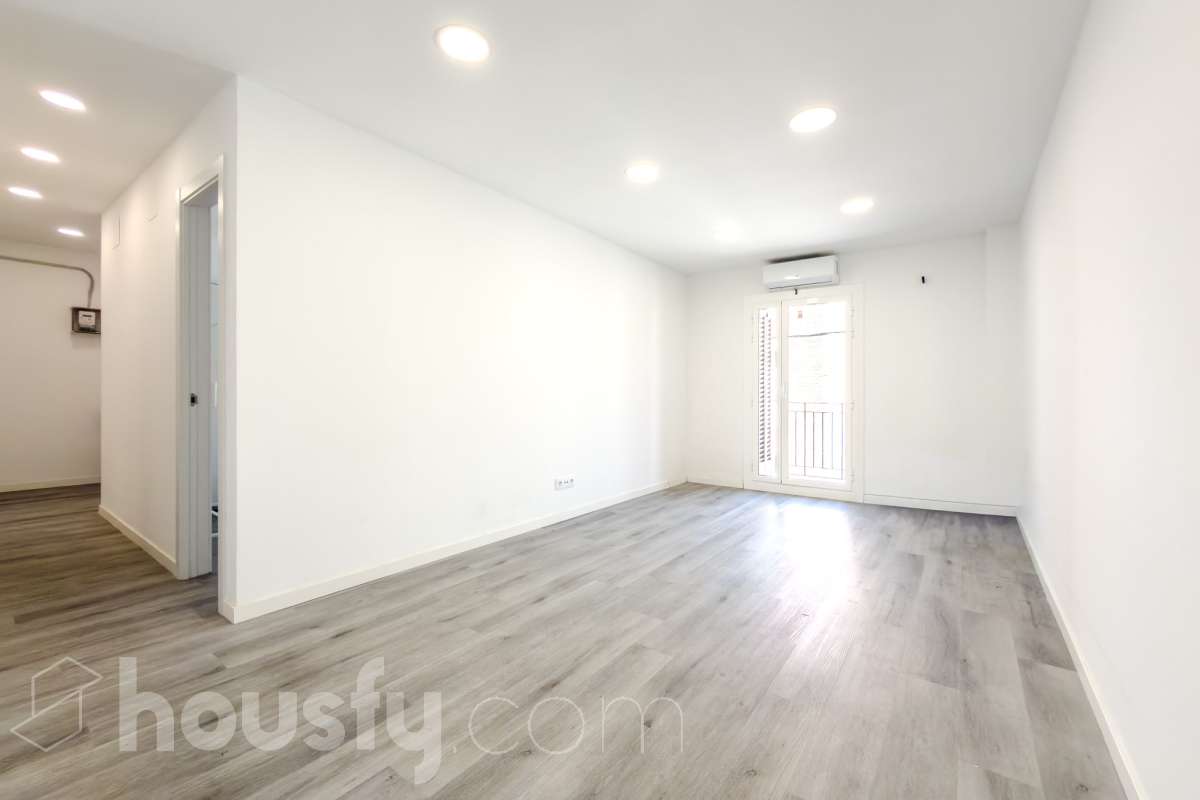 Piso en venta en Calle Santa albina, Horta Guinardó, Barcelona-0