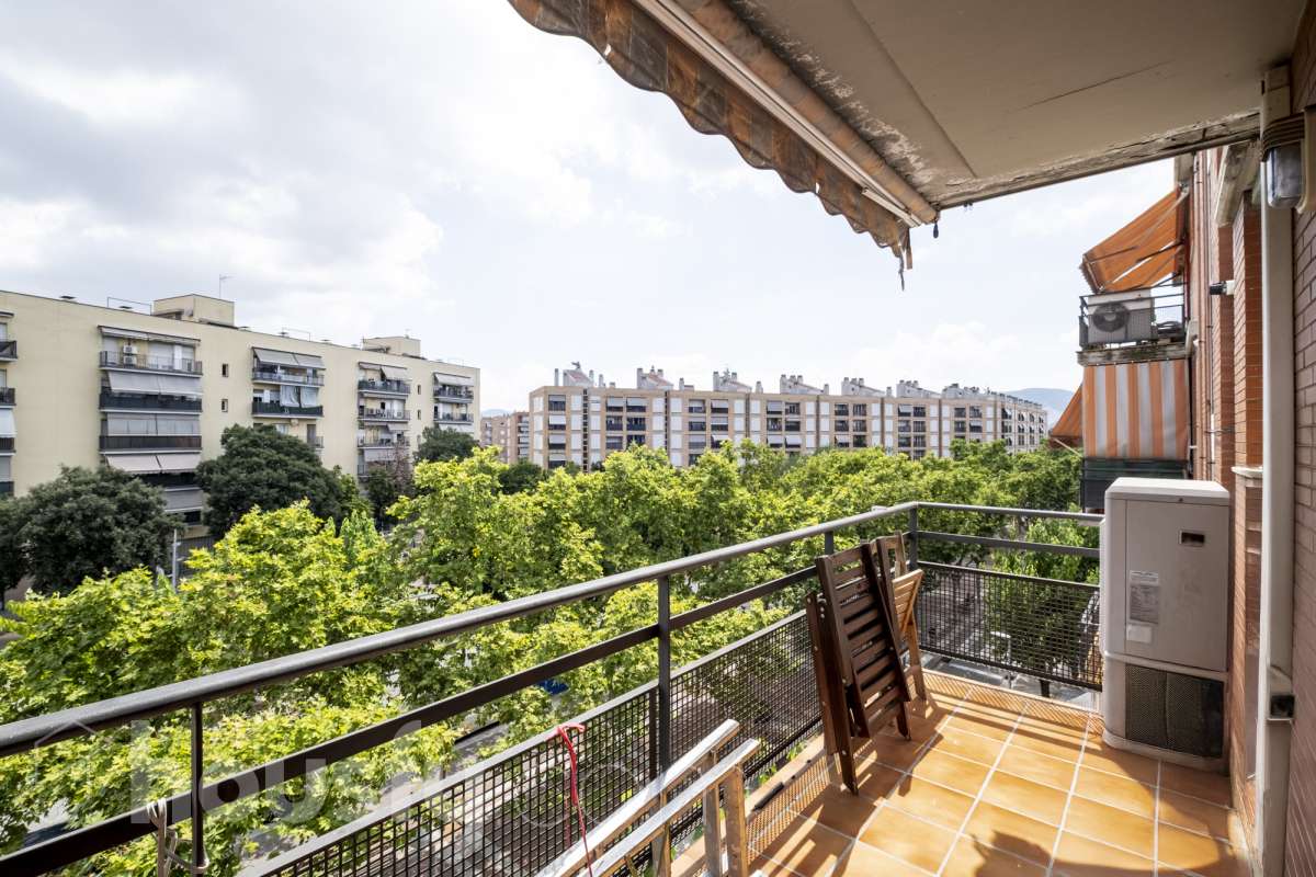 Piso en venta en Paseo Florida,  Santa Perpètua de Mogoda-0
