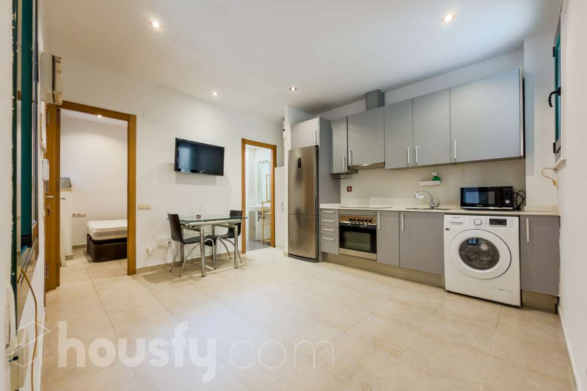 Piso en venta en Carrer del Rector Bruguera, Ciutat Vella, Barcelona-0