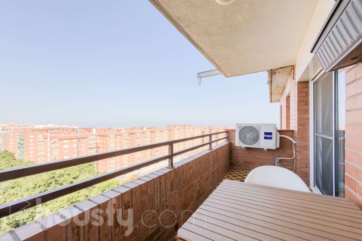 Piso en venta en Avenida Catalunya,  Badalona-0