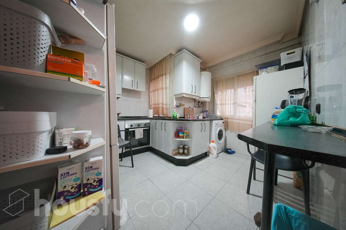 Piso en venta en Calle de Andalucía,  Fuenlabrada-2